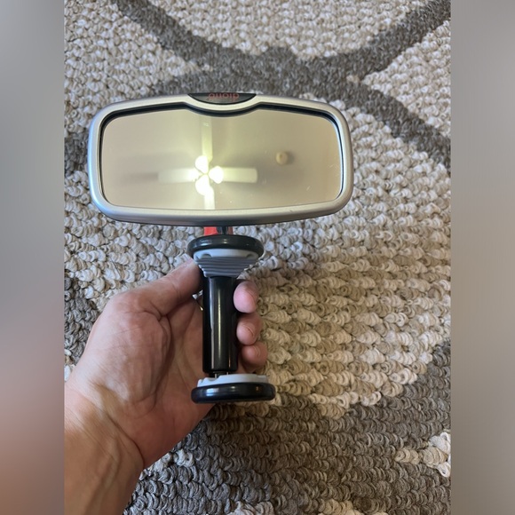 9-pc Minnie Mouse Disney outfit 2 LS Swaddles 2 pacifier, Changing Pad, Mirror - Picture 4 of 16